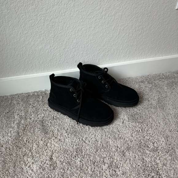 UGGs mini boots - Picture 6 of 11